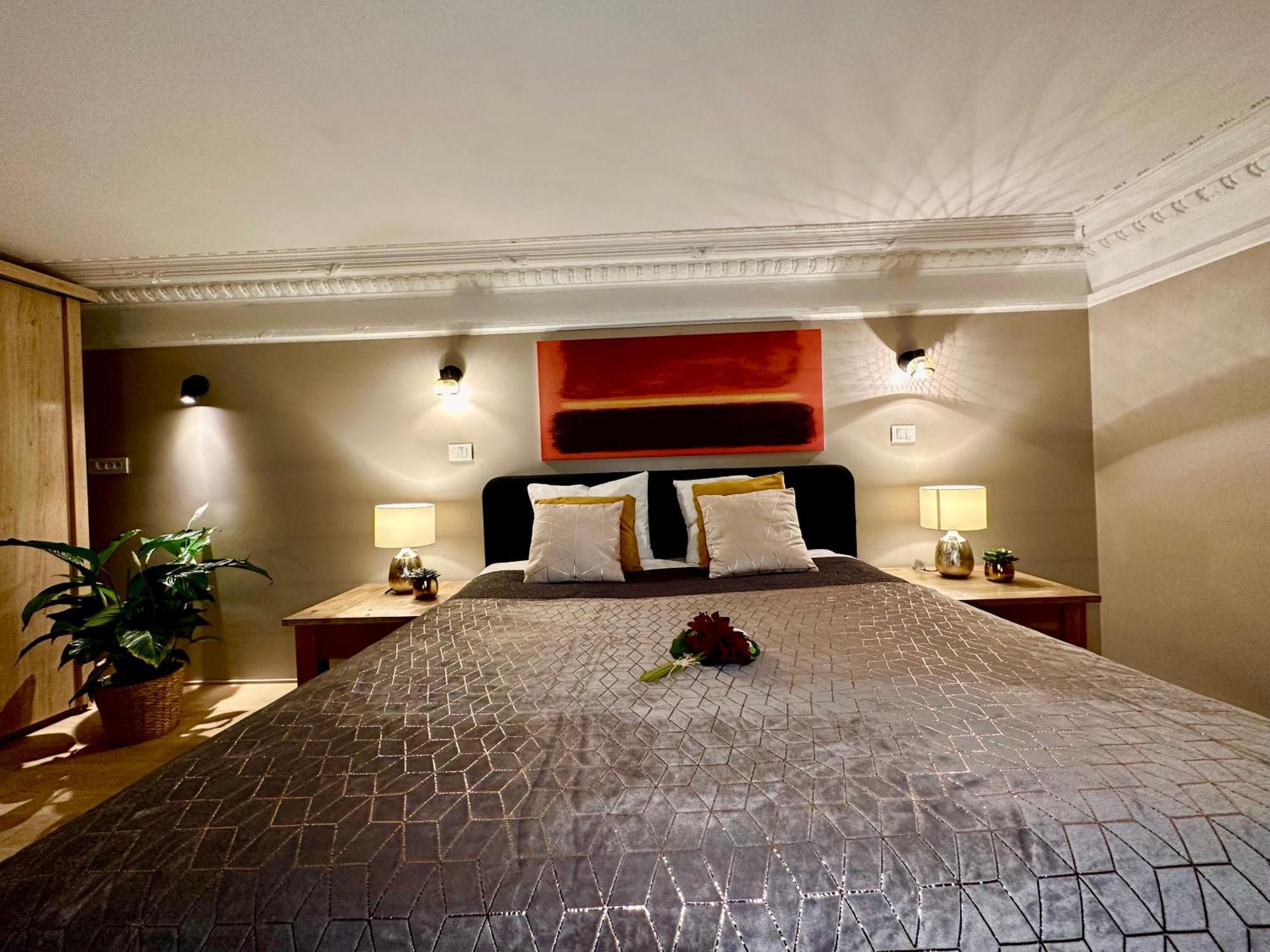 Luxury Suites Castel By Rikas Hotels Anversa Esterno foto