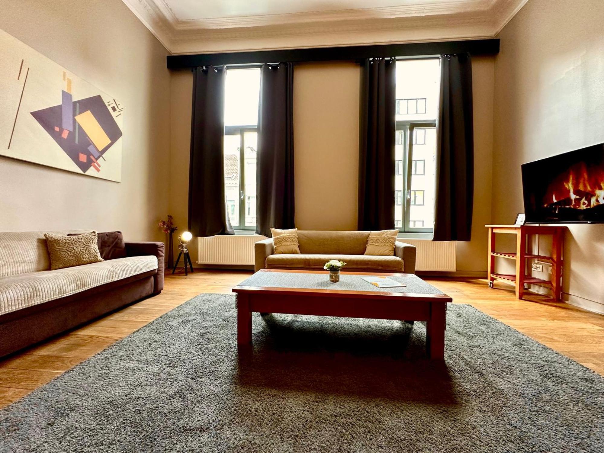 Luxury Suites Castel By Rikas Hotels Anversa Esterno foto